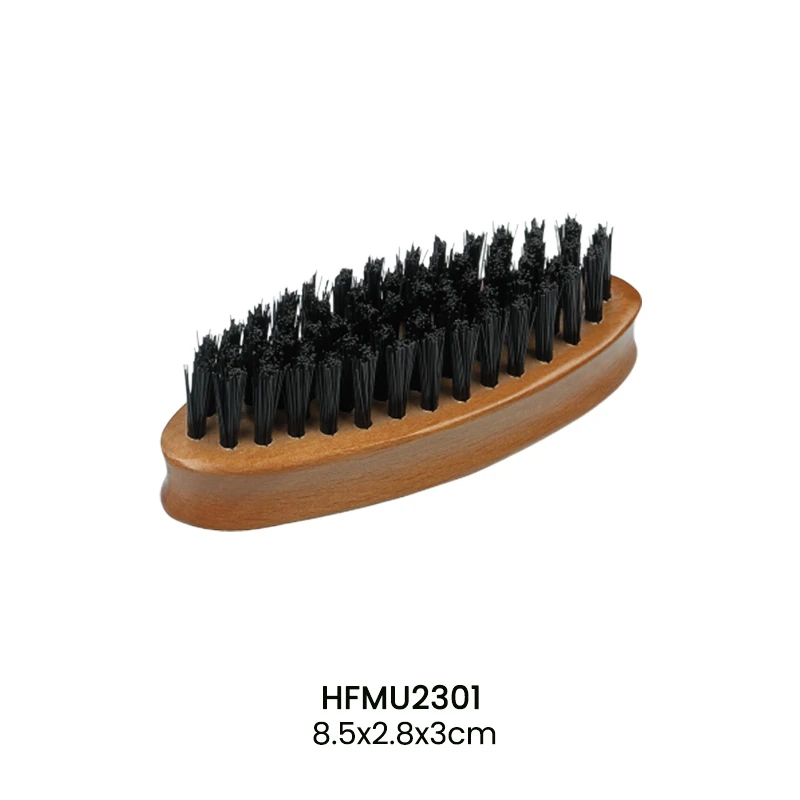 Set para el cuidado de la barba: cepillo para barba con cerdas de jabal&iacute;, brocha de afeitar y peine