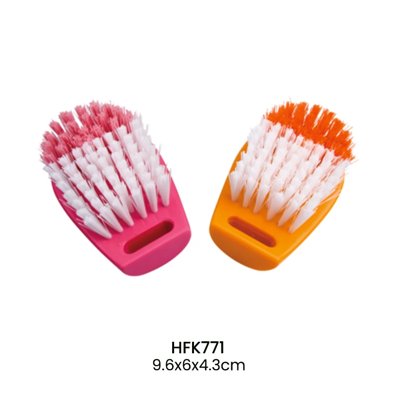 Cepillo de limpieza de cerdas de doble color de pl&aacute;stico coloreado para venta al por mayor
