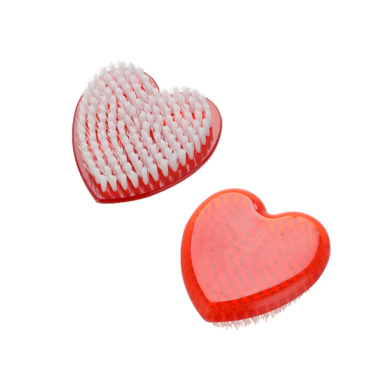 Cepillo de limpieza de u&ntilde;as con cerdas de nailon en forma de coraz&oacute;n lindo