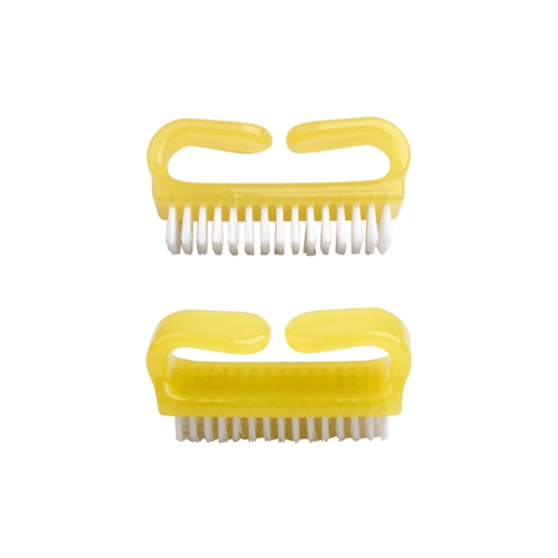 Cepillo de limpieza de u&ntilde;as de cerdas de nailon con mango de pl&aacute;stico amarillo